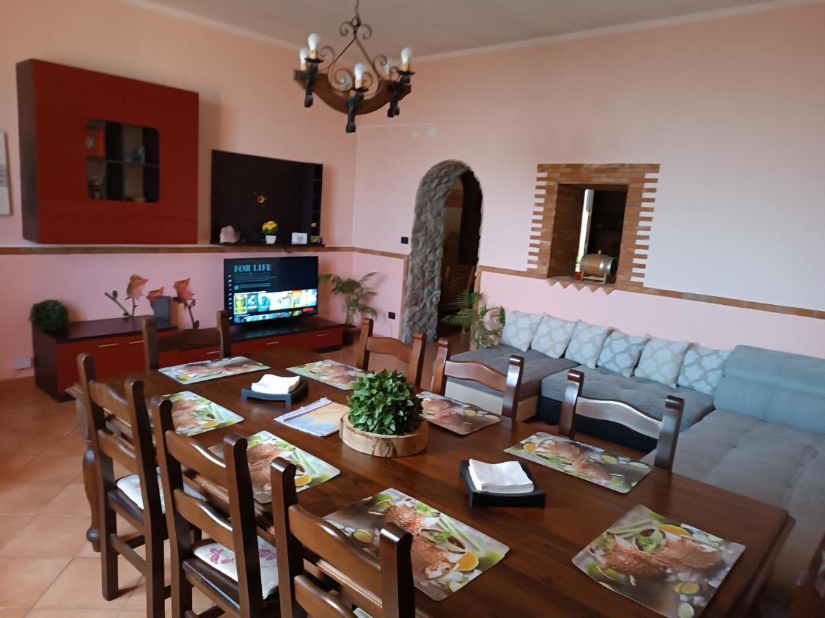 ריפוסטו Casa Vacanze Noemi מראה חיצוני תמונה