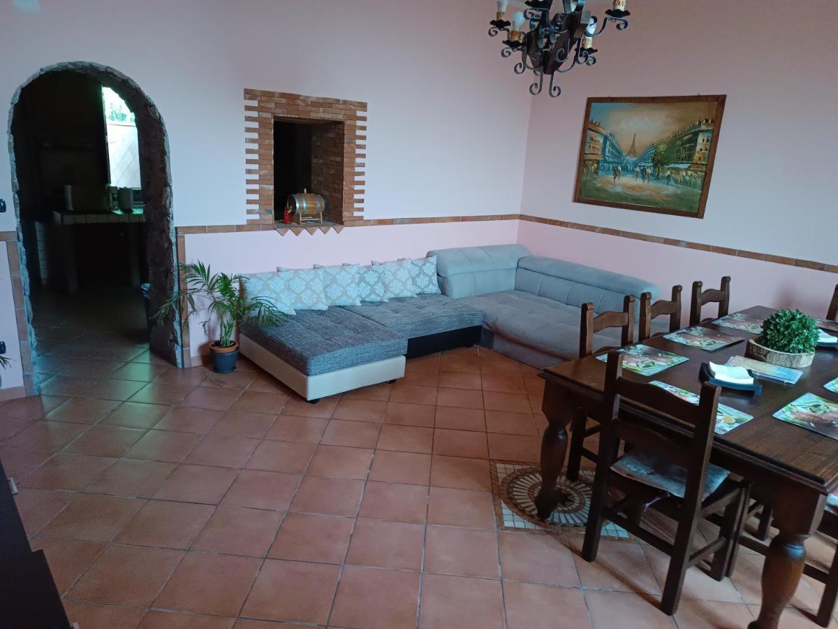 ריפוסטו Casa Vacanze Noemi מראה חיצוני תמונה